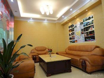 Yangshuo Hao Ting Business Hotel Экстерьер фото